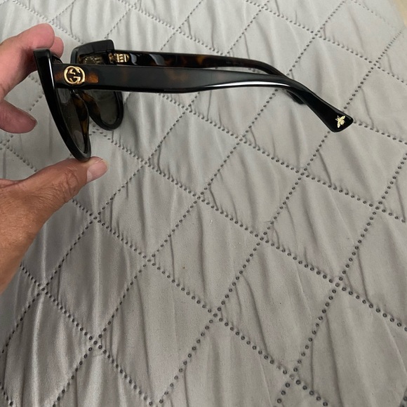 Gucci sunglasses. Authentic, used a few times. Smoke & pet free home. No case - Picture 2 of 4